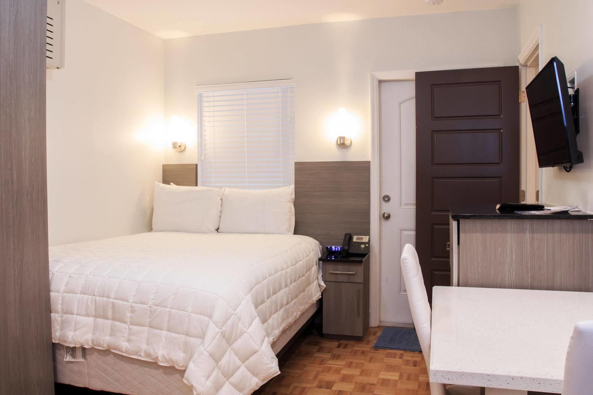 Caribbean Resort Suites Hollywood Exterior foto